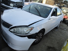 2006 TOYOTA CAMRY LE WHITE 2.4L AT Z15006